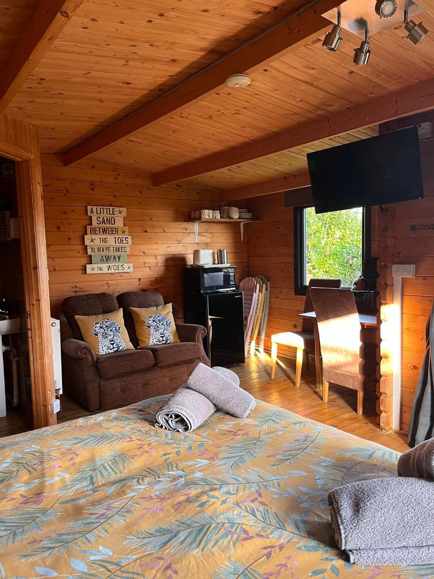 Morlais Log Cabin Lyme Regis Zewnętrze zdjęcie